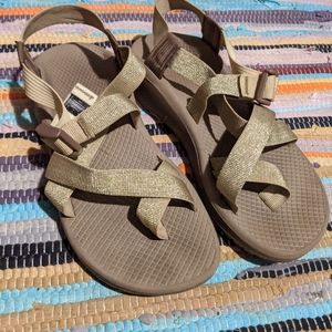 Women's Chacos Cloud Size 8